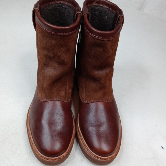 clarks nikki class casual booties